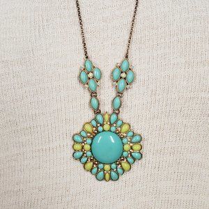 Banana Republic Turquoise Green Antique Gold Pendant STATEMENT 27" Necklace